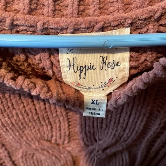Hippie Rose Mauve/Pink soft knit sweater. Never worn. - Picture 2 of 3